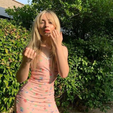 Sabrina Carpenter photo 926