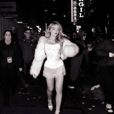 Sabrina Carpenter photo 477