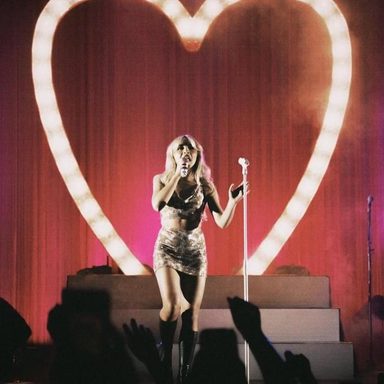 Sabrina Carpenter photo 605