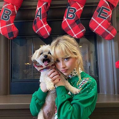 Sabrina Carpenter photo 470