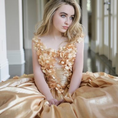 Sabrina Carpenter photo 979