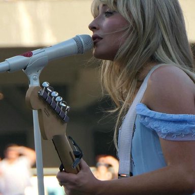 Sabrina Carpenter photo 385