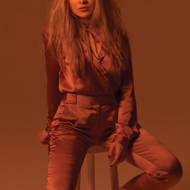 Sabrina Carpenter photo 970