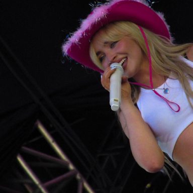 Sabrina Carpenter photo 876