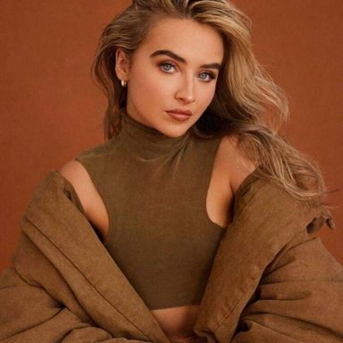 Sabrina Carpenter photo 954