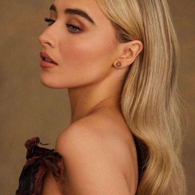 Sabrina Carpenter photo 953