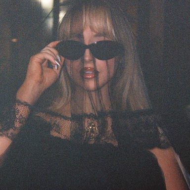 Sabrina Carpenter photo 683