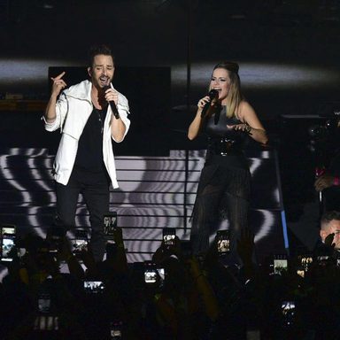 Sandy & Junior photo 31