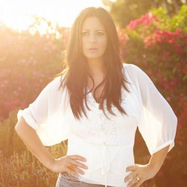 Sara Evans