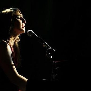 Sara Bareilles photo 36