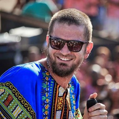 Saulo Fernandes photo 13