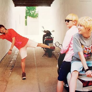 SHINee photo 23