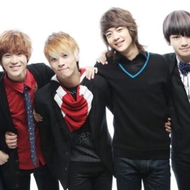 SHINee photo 97