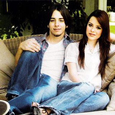 Sandy & Junior photo 77