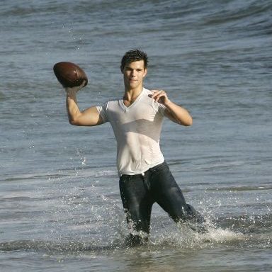 Taylor Lautner photo 33