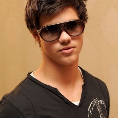 Taylor Lautner photo 28