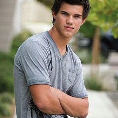 Taylor Lautner photo 34