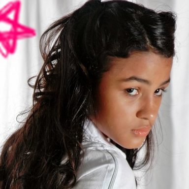 Thayná Freitas photo 16