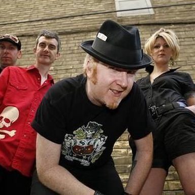 The Mahones