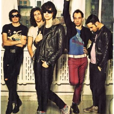 The Strokes photo 35