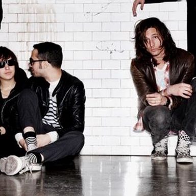 The Strokes photo 20