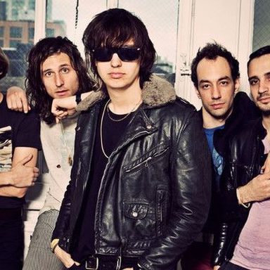 The Strokes photo 31