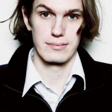 The Strokes photo 51