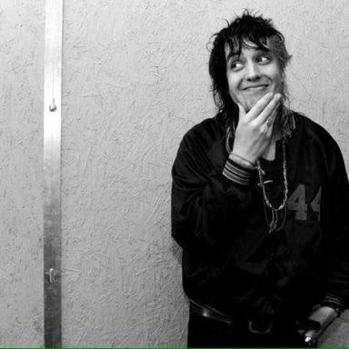 The Strokes photo 10