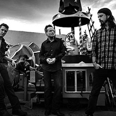 Them Crooked Vultures photo 12