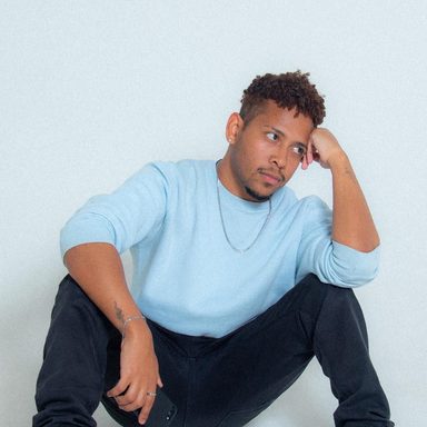 Theo Oliver photo 11