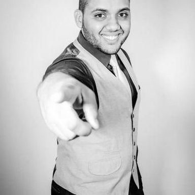 Thiago Martins photo 10