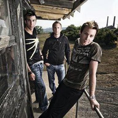 Thousand Foot Krutch photo 10