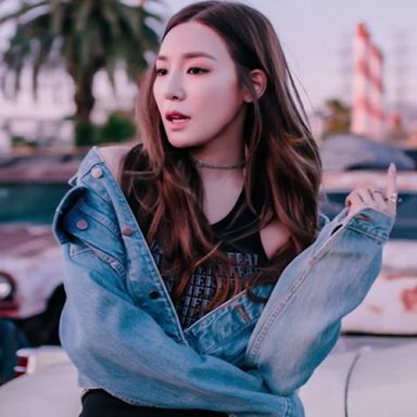 Tiffany Young photo 19