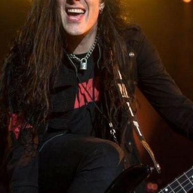Todd Kerns