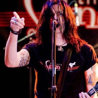 Todd Kerns