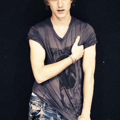 Tom Felton photo 11