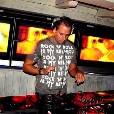 Tom Novy