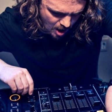 Tommy Trash
