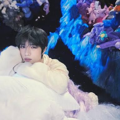 TOMORROW X TOGETHER photo 60