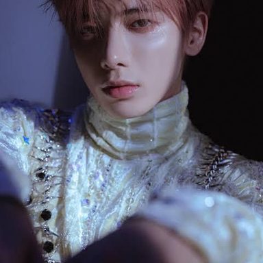 TOMORROW X TOGETHER photo 63