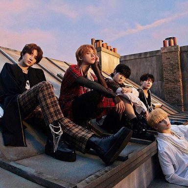 TOMORROW X TOGETHER photo 24