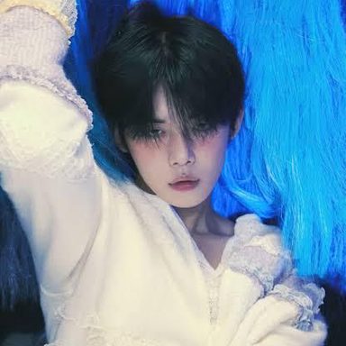 TOMORROW X TOGETHER photo 75