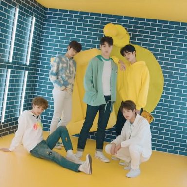 TOMORROW X TOGETHER photo 163