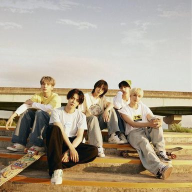 TOMORROW X TOGETHER photo 121