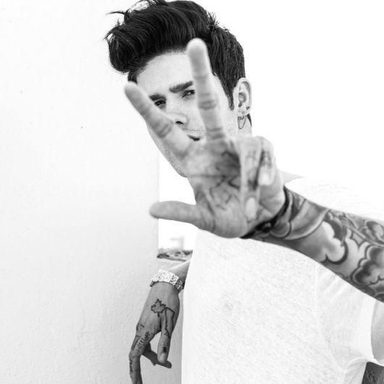 Travis Mills
