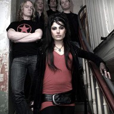 Tristania photo 24