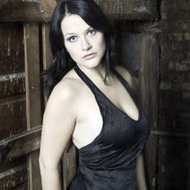 Tristania photo 50