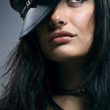 Tristania photo 19