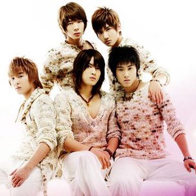 TVXQ (Dong Bang Shin Ki) photo 60