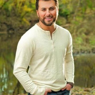 Tyler Farr